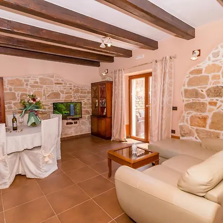 Сasa de vacaciones Casa Ghedda *